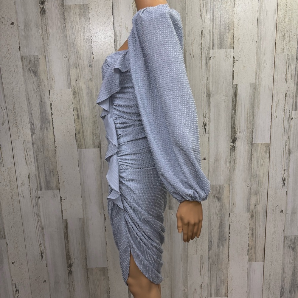 ASTR The Label Athens Ruched‎ Puff Sleeve Shimmer Midi Dress - Picture 6 of 13